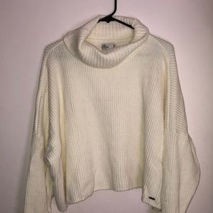 Hollister crop top turtle neck